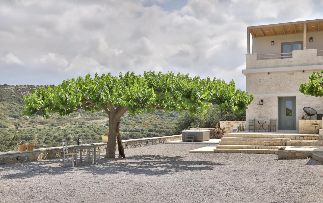 Amvikas Suites-Sitia Exterior photo